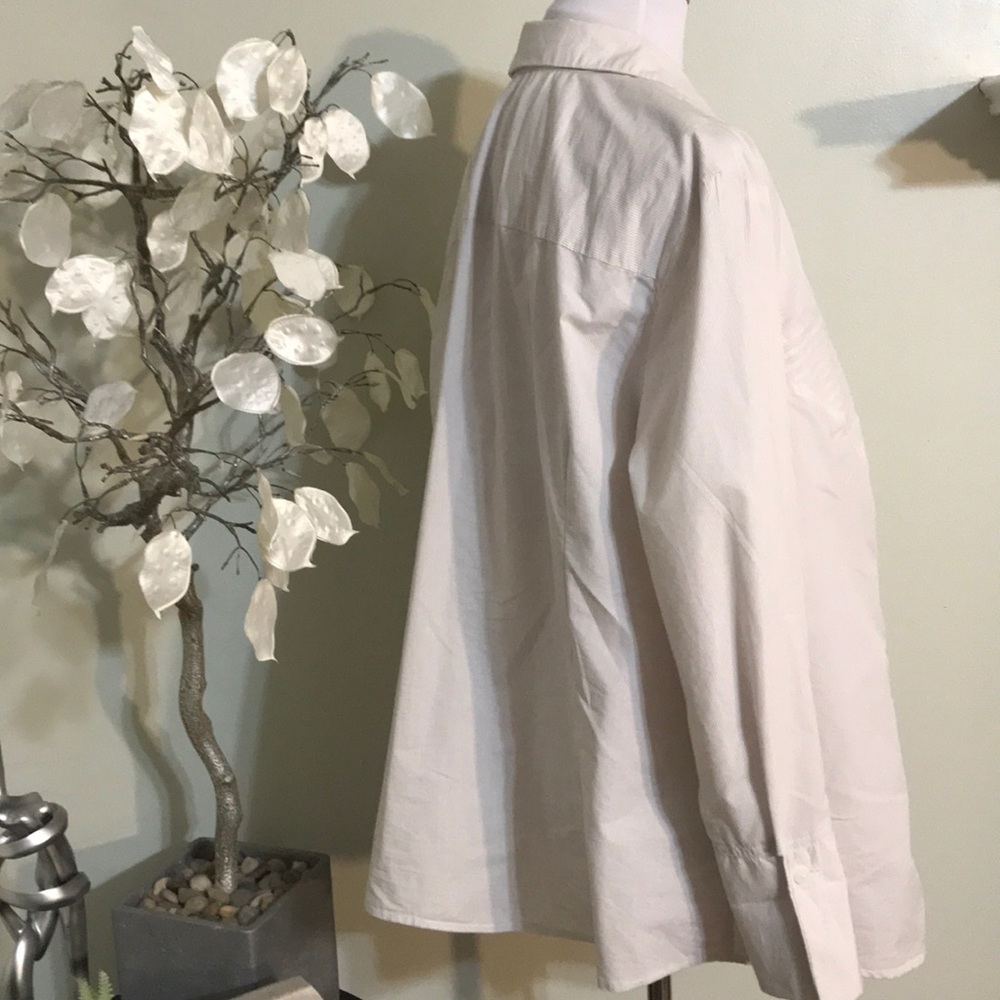 ZAC & RACHEL PLUS SIZE BLOUSE - Picture 4 of 5